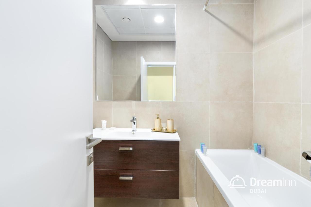 דובאי Dream Inn Apartments - Marina Arcade Tower מראה חיצוני תמונה