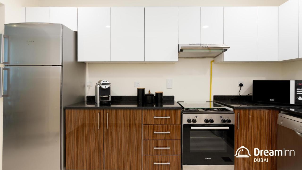דובאי Dream Inn Apartments - Marina Arcade Tower מראה חיצוני תמונה